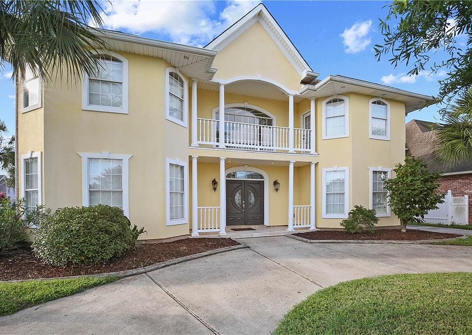 1st image of 11428 N Saint Andrews Cir