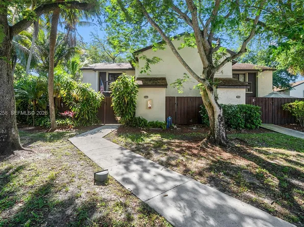 3607 Cocoplum Cir #34104, Pompano Beach, FL 33063