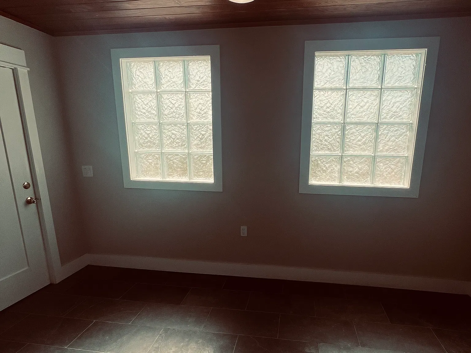 2 bed, 925 sqft, $1,400 — Photo 4