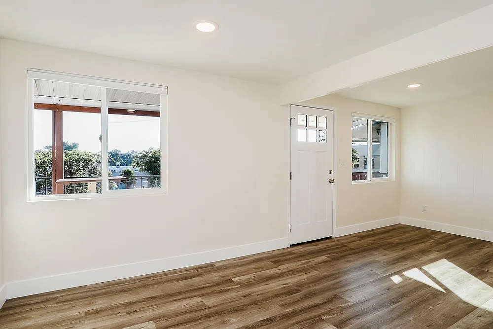 3544 Del Rey St — Photo 4