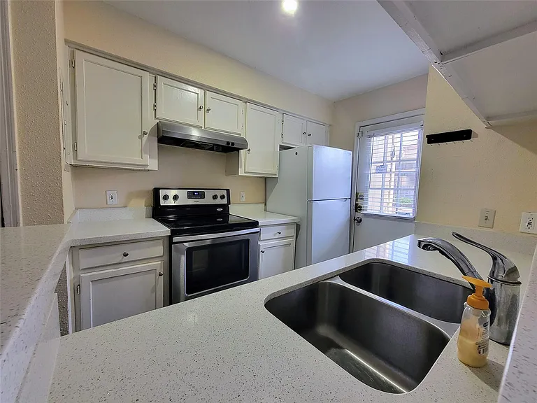 1515 Sandy Springs Rd #1903 — Photo 7