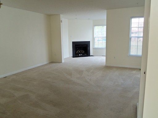 5th image of 318 Kestrel Dr