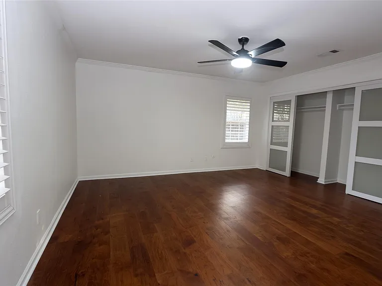 4839 McDermed Dr — Photo 12