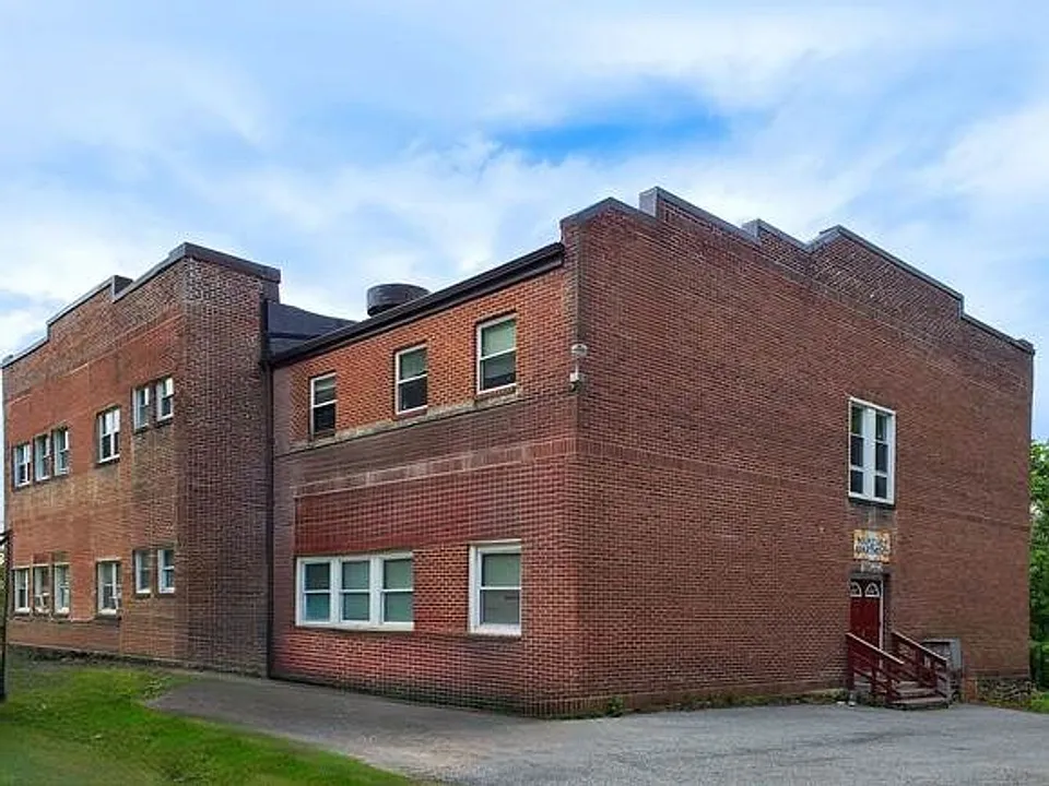 100 School St #C