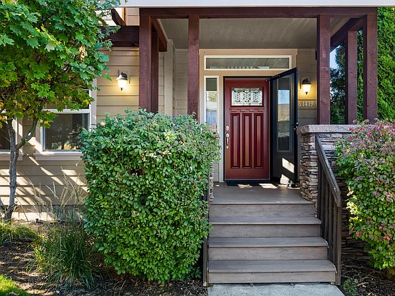 3rd image of 61419 Sunbrook Dr