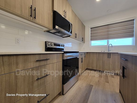 4th image of 6328 176th Ave NW