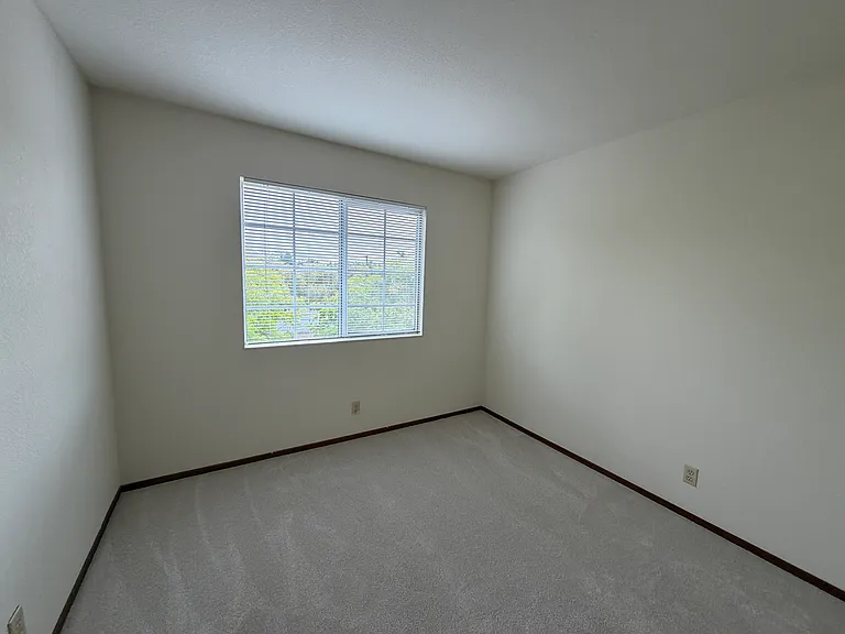 5315 Shattuck Ave — Photo 23