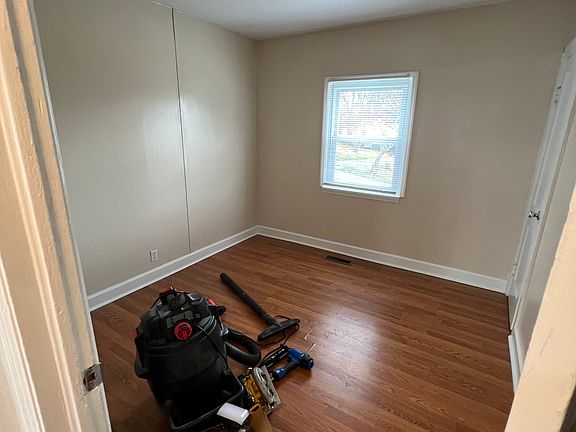 2nd image of 612 Million St #1