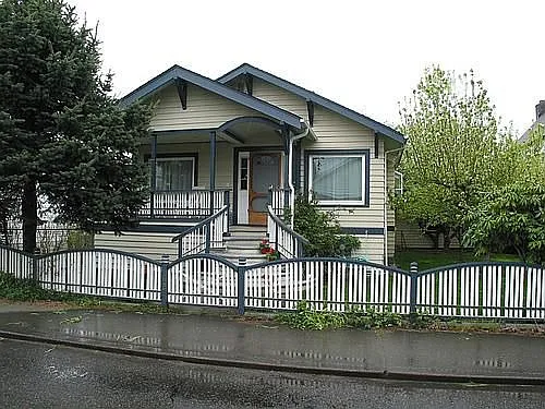 102 F St SE photo 1