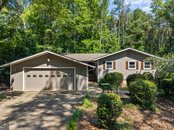 244 Lake View Ct, Lavonia, GA 30553