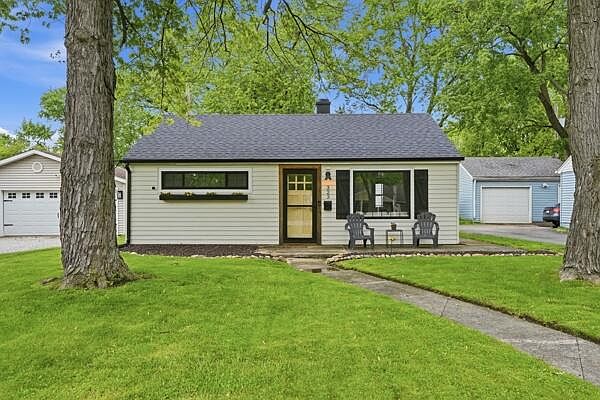 1st image of 323 Pettibone St
