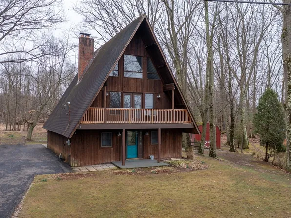 305 Mohican Trl, Mercer, PA 16137