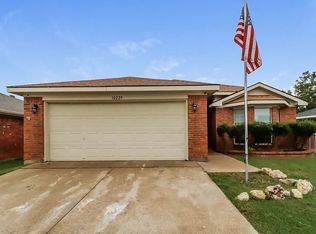 10229 Dallam Ln, Fort Worth, TX 76108