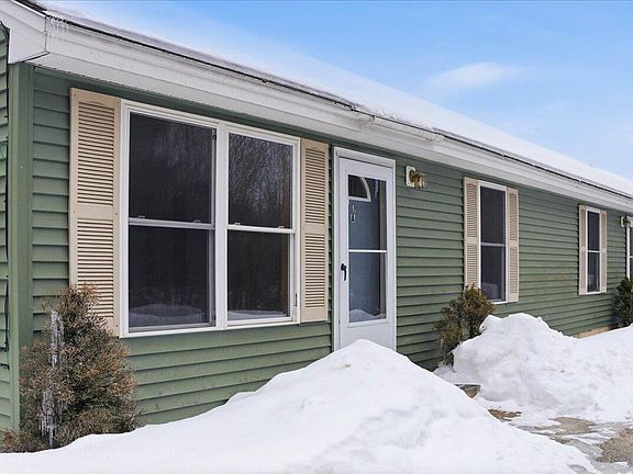 2nd image of 553 Stanley Road