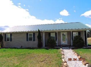 3186 Lawson Ln, Draper, VA 24324
