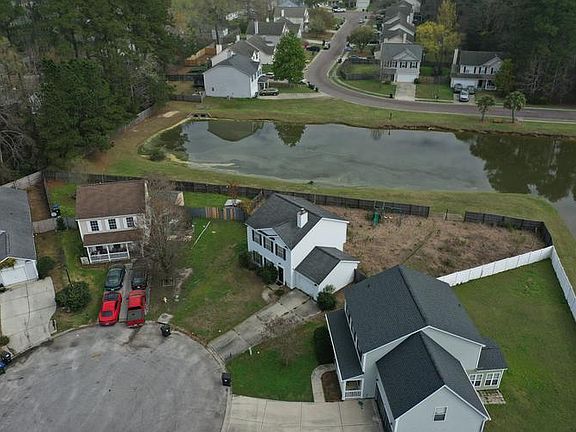 4th image of 126 Walnut Creek Rd