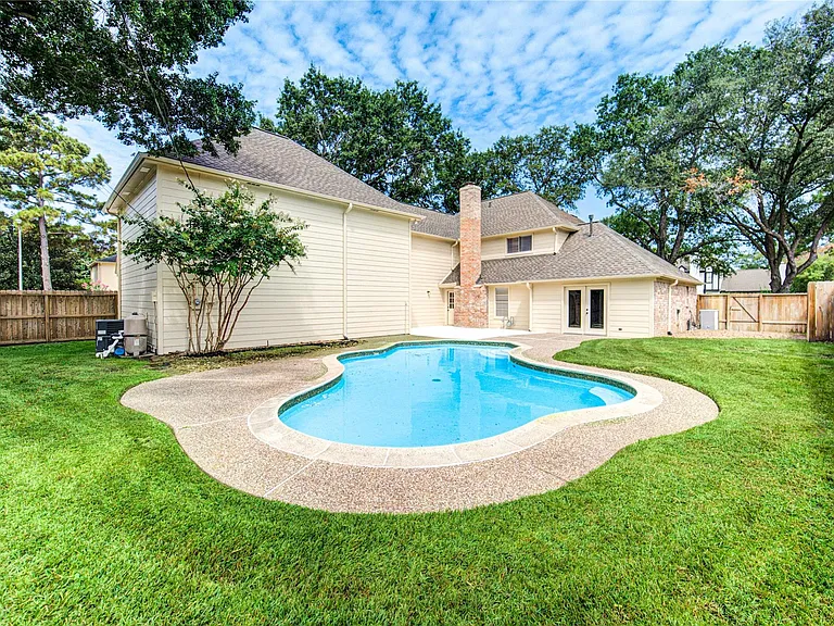 9115 Taidswood Dr — Photo 40