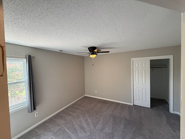 3176 Amador Dr — Photo 18