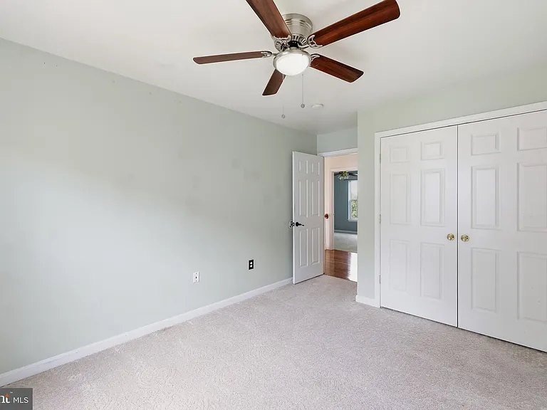 2917 Markhams Grant Dr — Photo 45