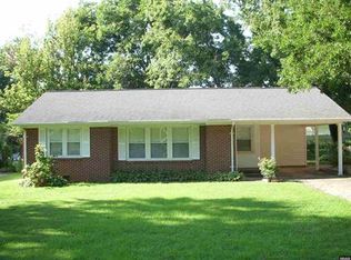 915 Summer St, Union City, TN 38261