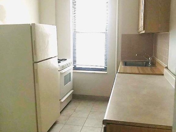 2nd image of 32-48 41st St #D1