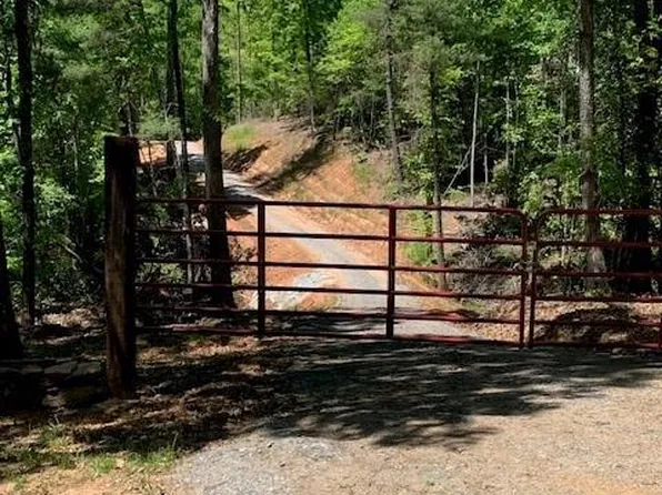 3738 Old Lowman Rd, Valdese, NC 28690