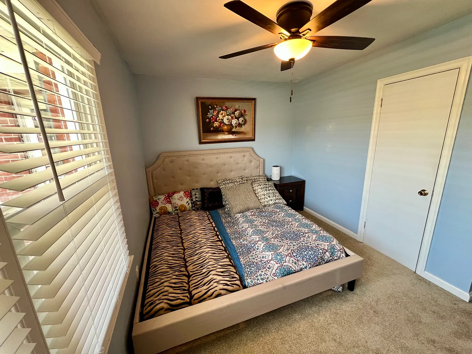 1 bed, 1051 sqft, $699 — Photo 4