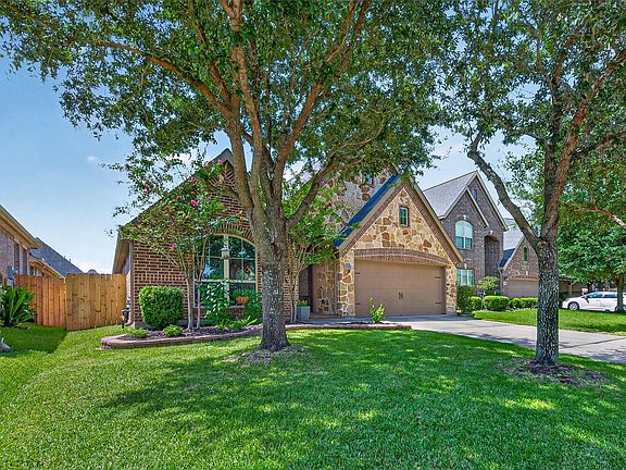 2nd image of 29215 Bentford Manor Ct