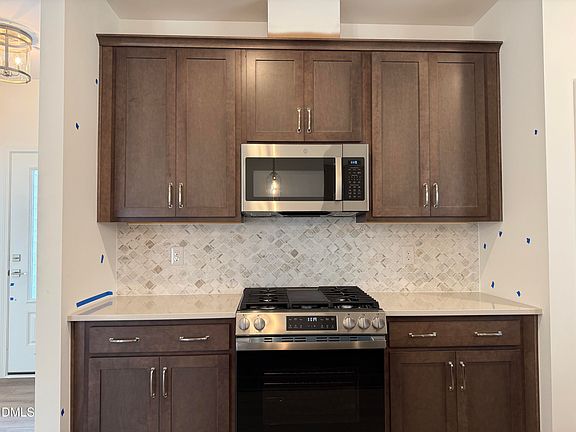 4th image of 2844 Quarry Rd #173