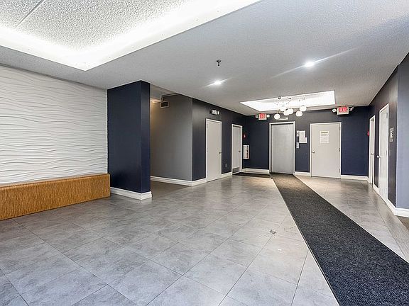 4th image of 142 Main St APT 3I