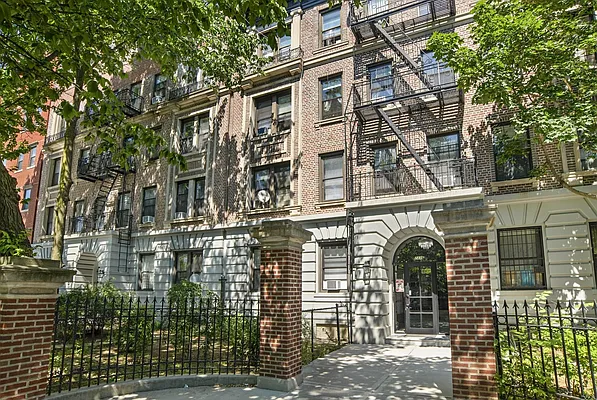 Rented by Corcoran | media 18