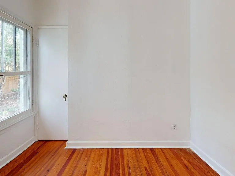 318 Braddock Ave #1 — Photo 15