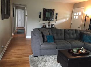 9906 Stonestreet Rd, Louisville, KY 40272