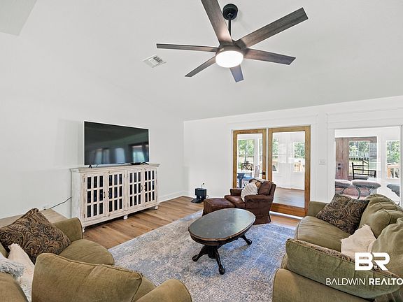 5th image of 26434 Bayou Dr
