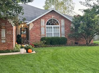 5319 S Clifton Avenue, Springfield, MO 65810