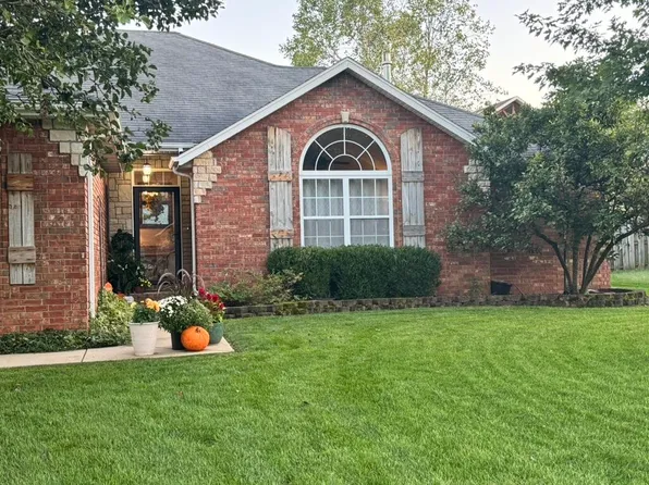 5319 S Clifton Avenue, Springfield, MO 65810