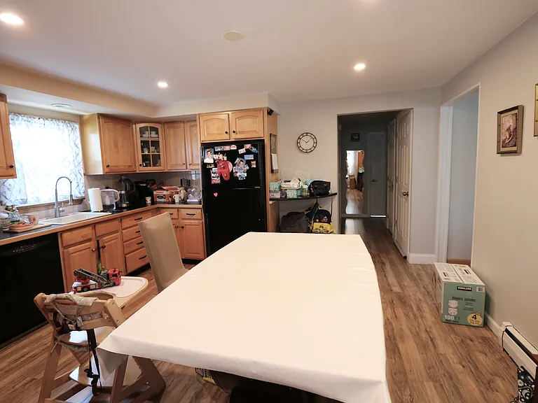 47 Van Dyke St #2 — Photo 2