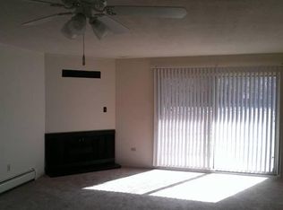 1109 E 35th Ave APT 2L, Griffith, IN 46319