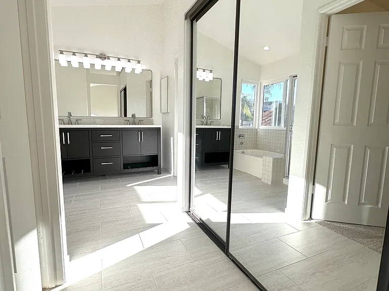 2471 Via Pacifica — Photo 19
