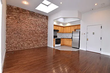 Rented by Optimar International Realty