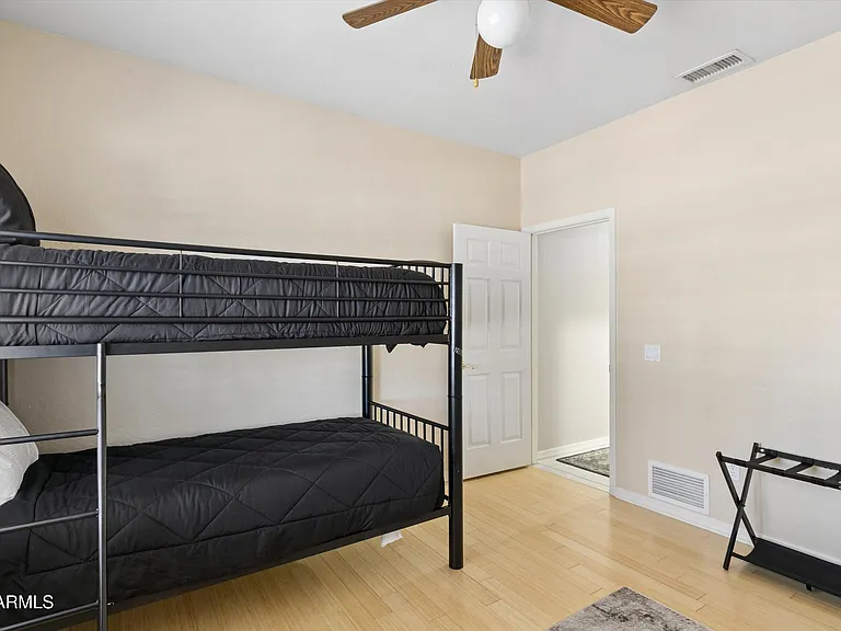 8611 W Foothill Dr — Photo 40