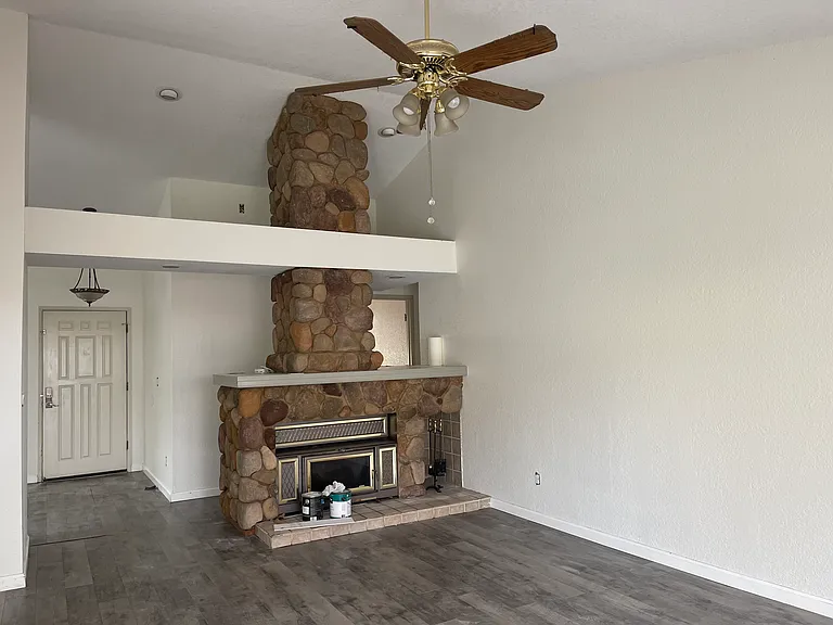 308 Clarescastle Way — Photo 7