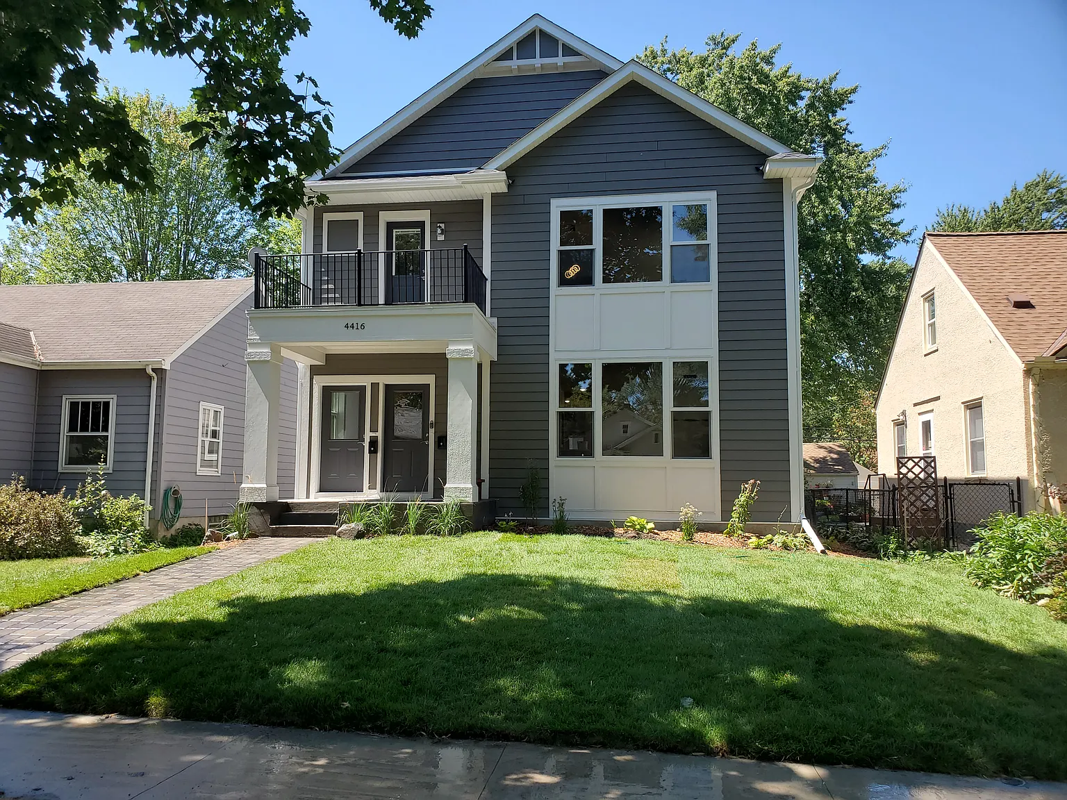 3 bed, 1350 sqft, $2,550 — Photo 1