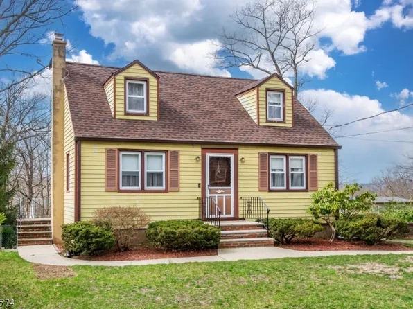 130 Algonquin Trl, Wayne Twp., NJ 07470
