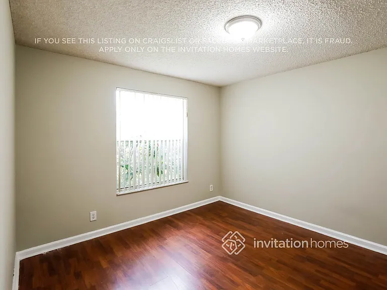 18351 NW 8th St — Photo 11