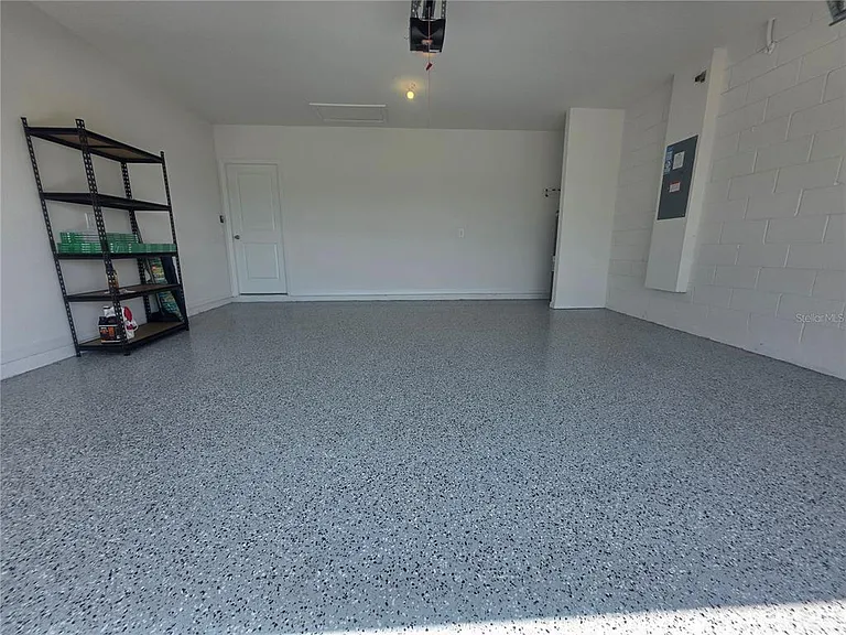 5009 Katrina Dr — Photo 19