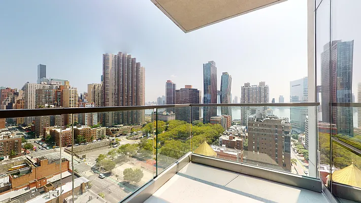 Rented by Bond New York | media 1