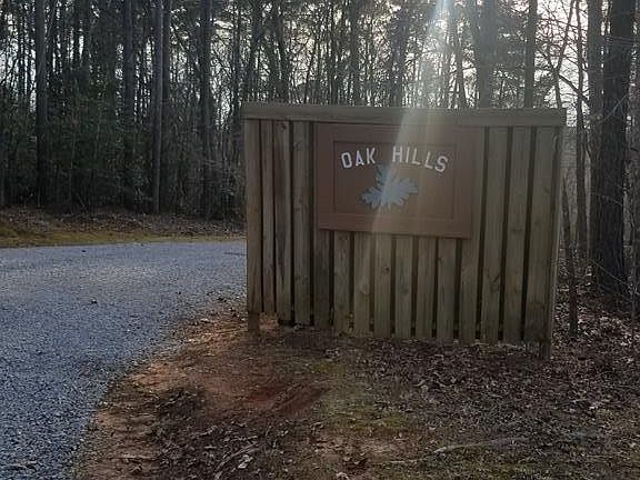 5th image of 0 Oak Hill Dr