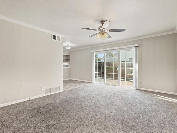 4th image of 426 Olive Ave