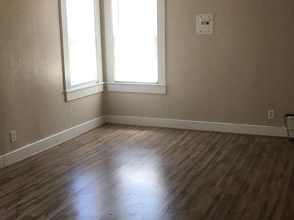 5th image of 500 S Avenue B